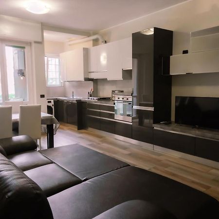 Prestigioso Appartamento In Zona Tortona - Solari Milan Luaran gambar